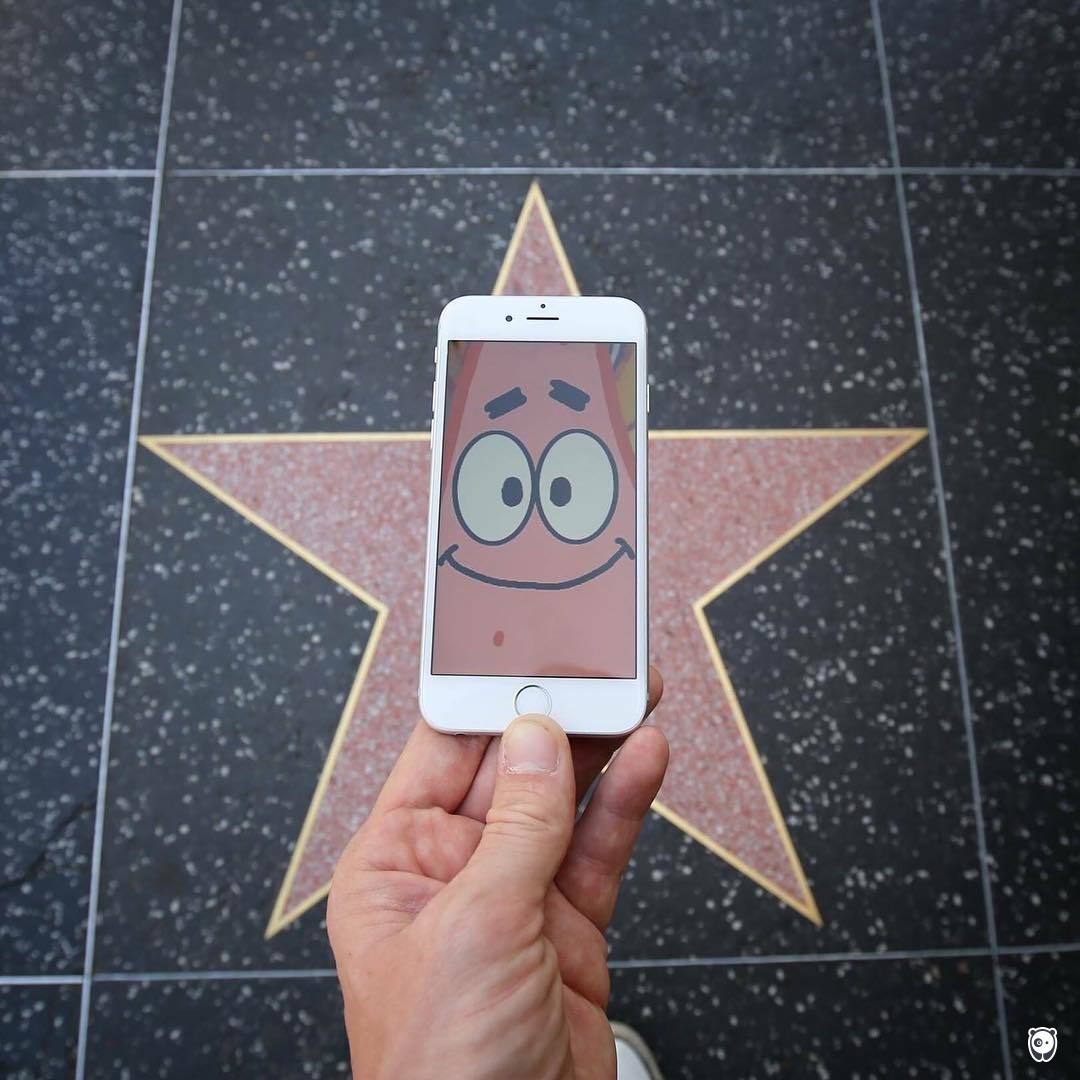 I-Insert-Movie-Scenes-Into-Real-Life-Situations-Using-My-Iphone-58aad9dace5dd__700