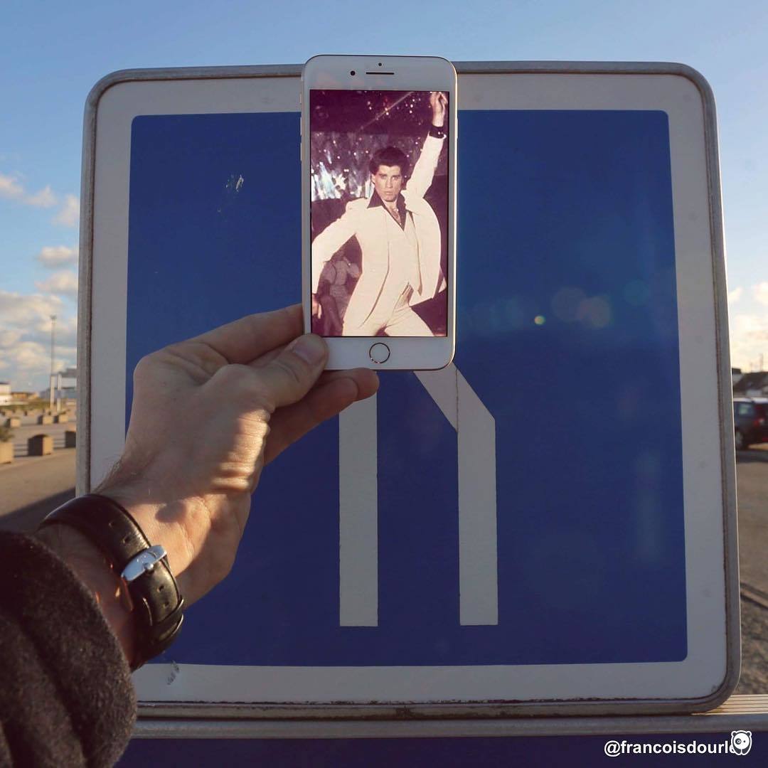 I-Insert-Movie-Scenes-Into-Real-Life-Situations-Using-My-Iphone-58aada0614c84__700