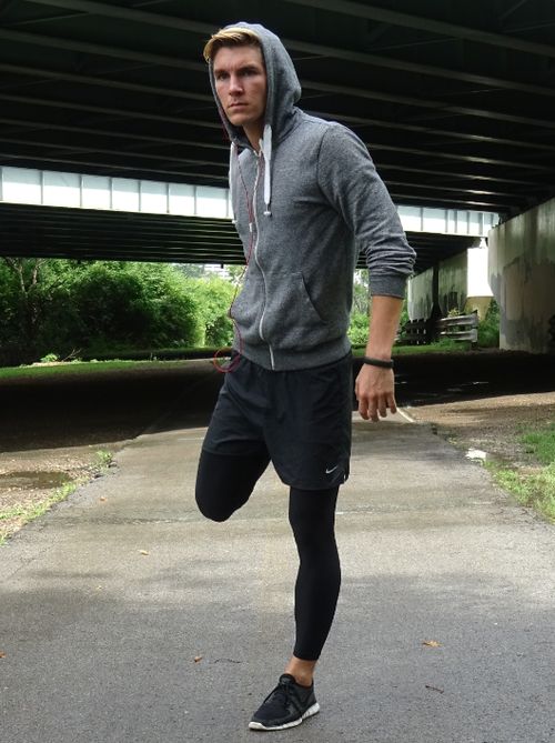 c9767d807b03d77a2fc2eb733567173a--running-outfits-running-gear