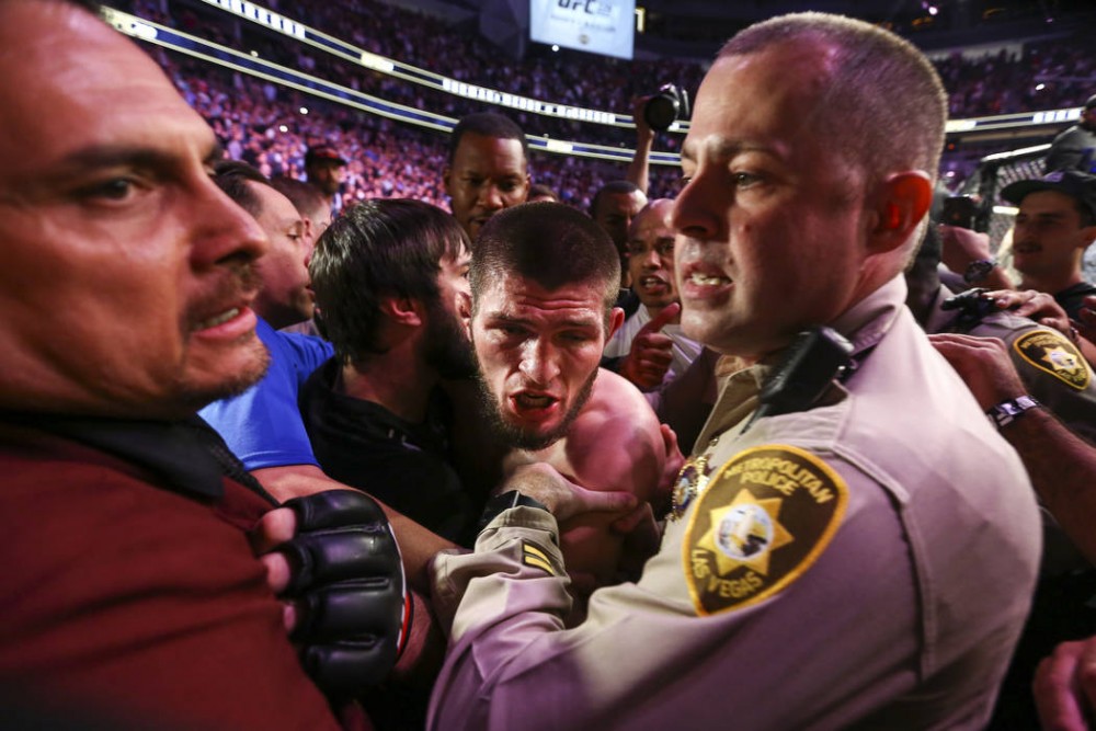 11217819_web1_MMA-UFC229_100618cs_067