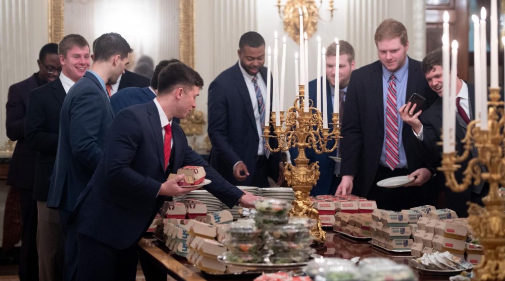 clemson-tigers-white-house-donald-trump-1000-hamburgers